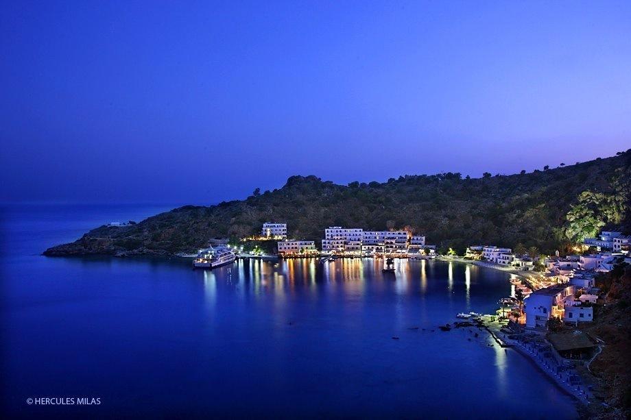 Sofia Rooms Loutro Exterior foto