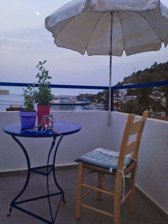 Sofia Rooms Loutro Exterior foto